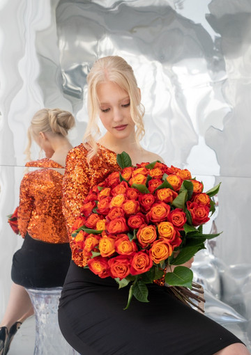 Роза «Atomic» 45 штук — купить с доставкой